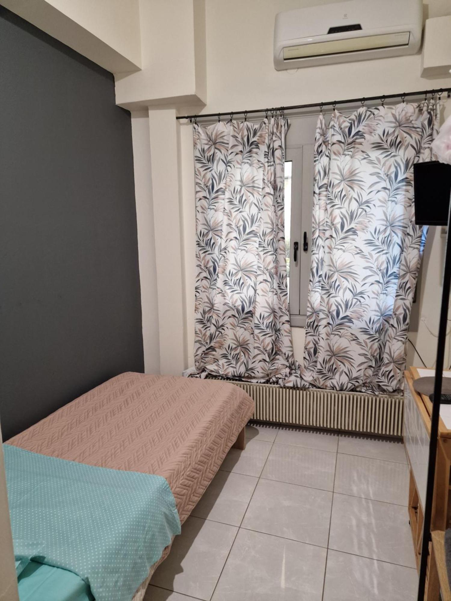 Petit στο ιστορικό κέντρο της πόλης. Apartment *